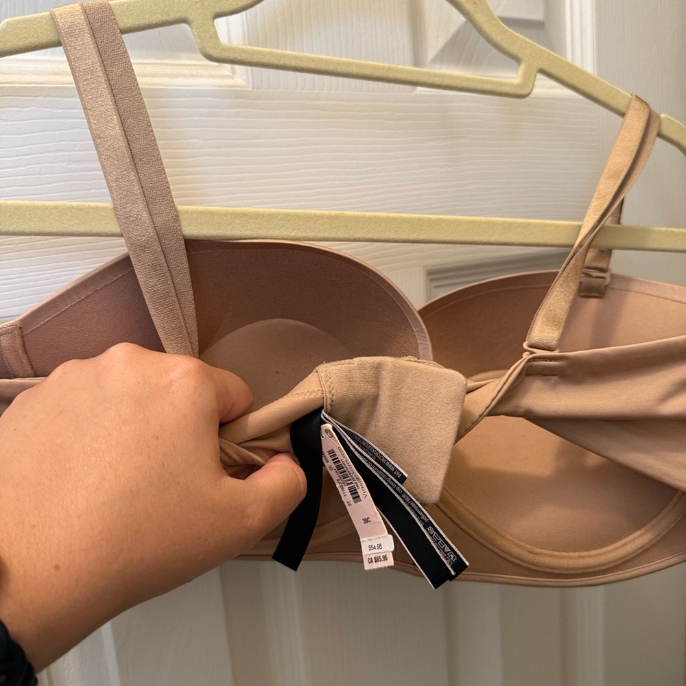 NWT Victoria's Secret Strapless Bombshell Push Up Bra Size 38C - Picture 5 of 5